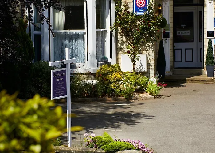 Ashburton House - 4*