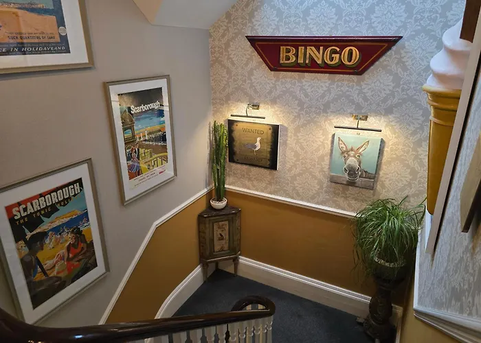 Ashburton House - 4*