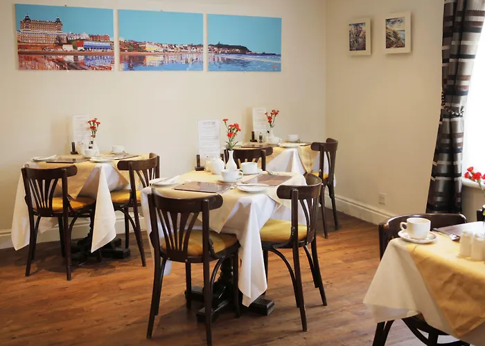 Ashburton House - 4* Scarborough