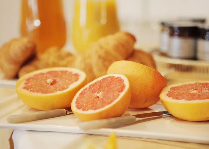 Guest house Ashburton House - 4*