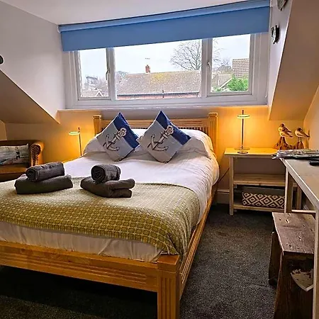 Гостевой дом Ashburton House - 4*