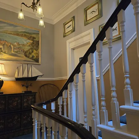 Гостевой дом Ashburton House - 4*
