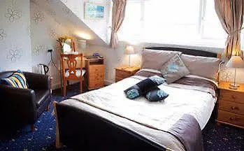 Pensionat Ashburton House - 4*