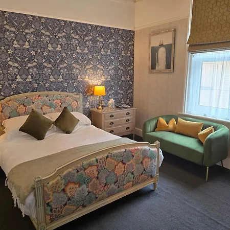 Ashburton House -